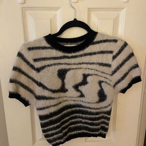 Abstract Black and Cream Women's Cropped Sweater